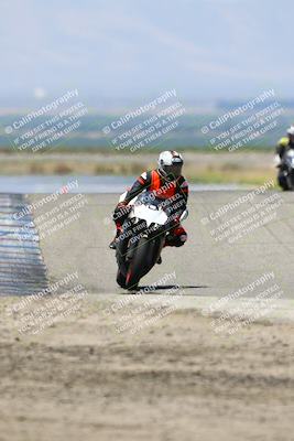 media/May-25-2025-Lets Ride (Sun) [[0ff033e448]]/C Group/1140am (Grapevine)/
